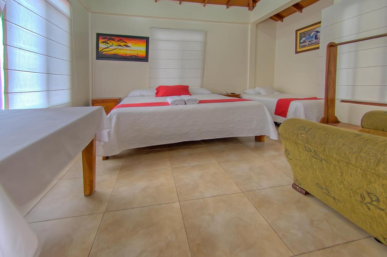 Hotel San Vicente Galapagos Puerto Villamil Kültér fotó