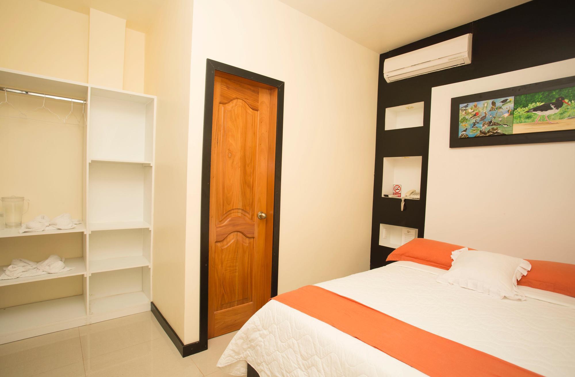 Hotel San Vicente Galapagos Puerto Villamil Kültér fotó