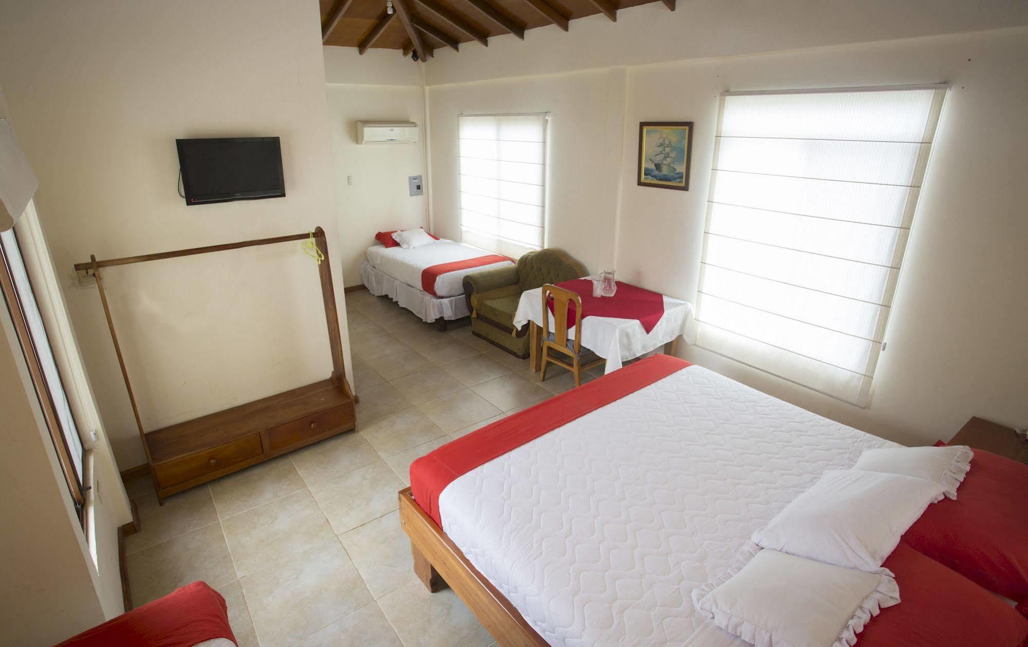 Hotel San Vicente Galapagos Puerto Villamil Kültér fotó